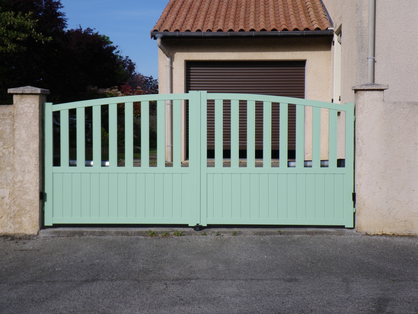 Pose de portail à Castanet-Tolosan en Haute-Garonne